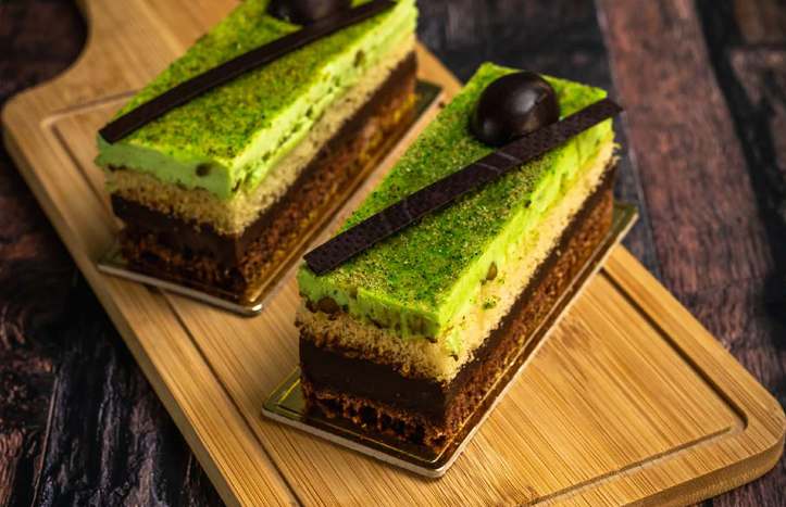 Pistachio Chocolate Slice